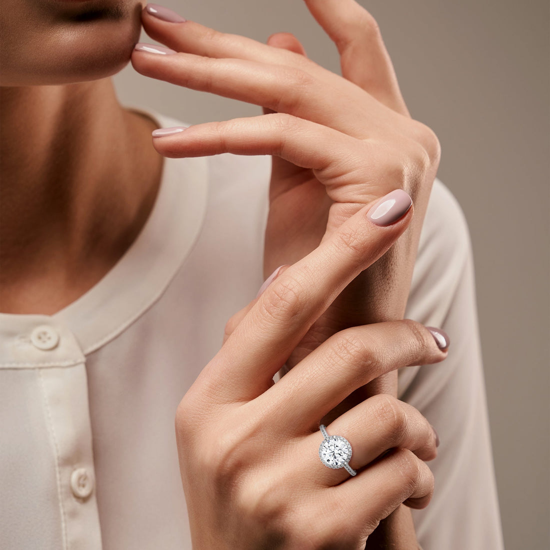 Luminous Halo 2.34 CTW Round-Cut Diamond Engagement Ring | E VVS1