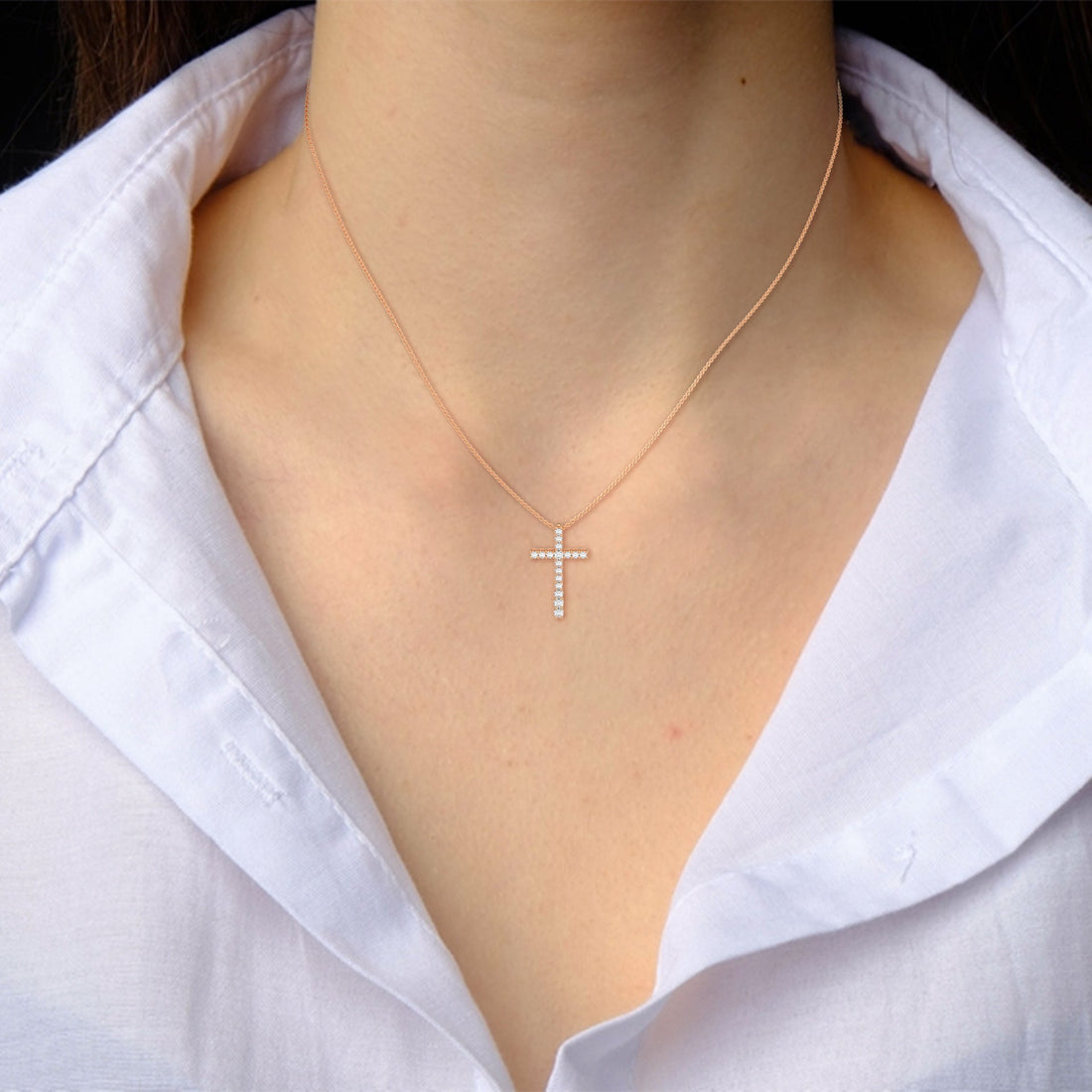 Divine Radiance Diamond Cross Pendant – 14K Gold | 0.48 CTW